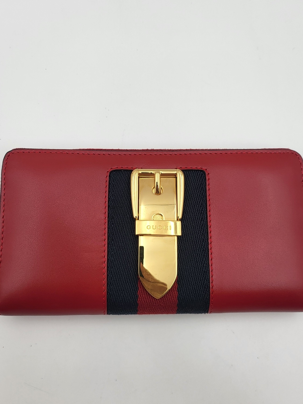 GUCCI Calfskin Sylvie Zip Around Long Wallet Hibiscus Red 476083. Authentic..